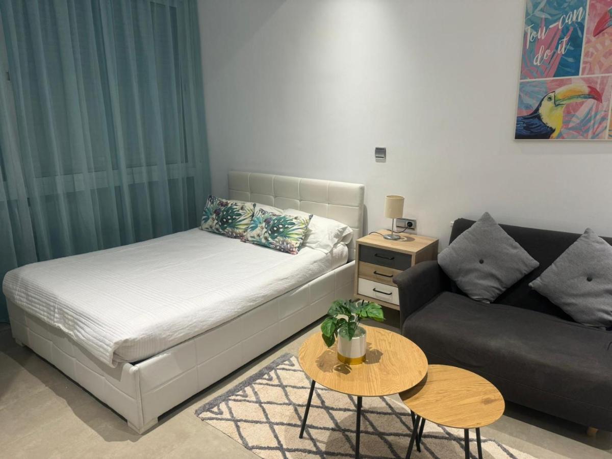 Estudio En Torremolinos Con Piscina Extérieur photo